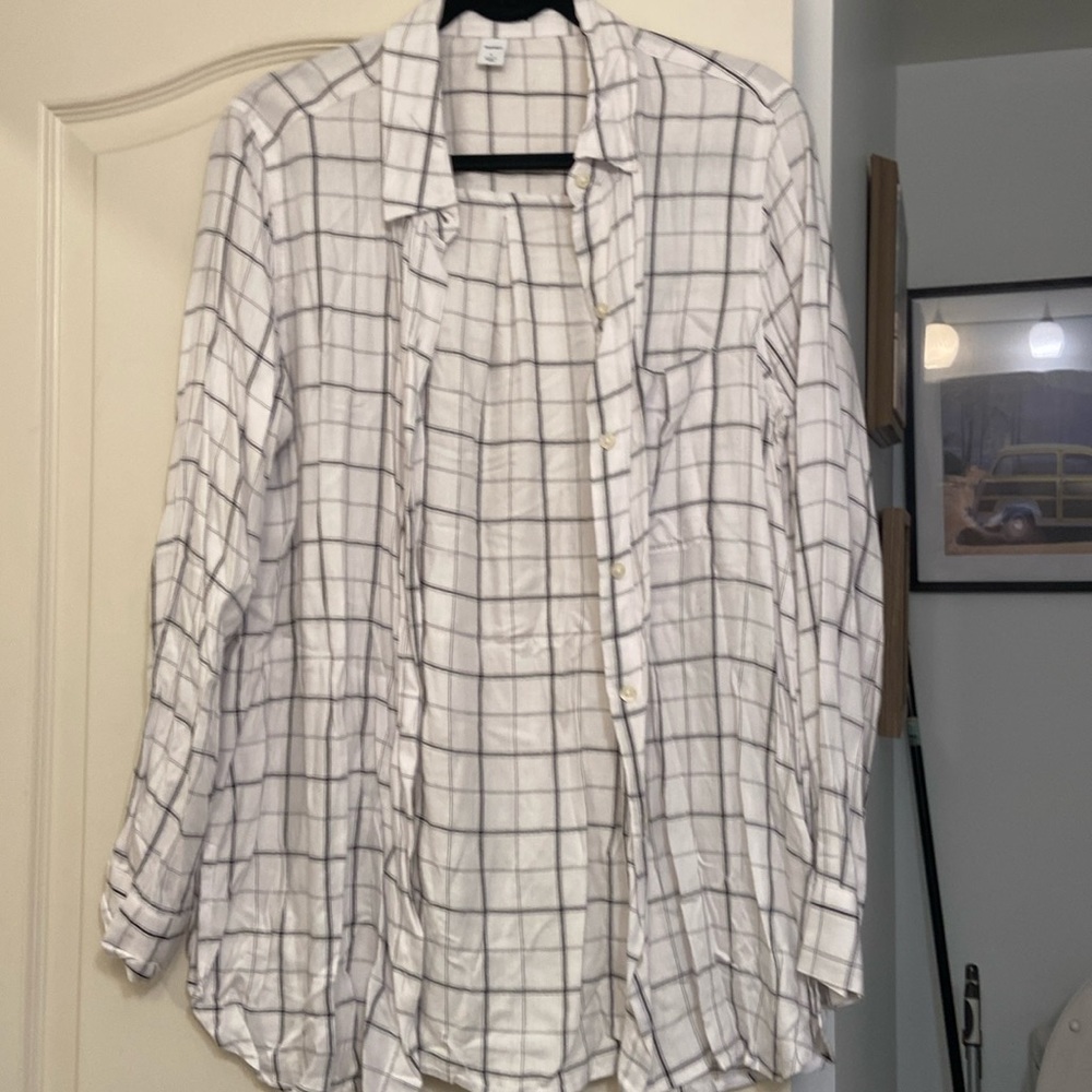 Old navy grey, black, and white flannel